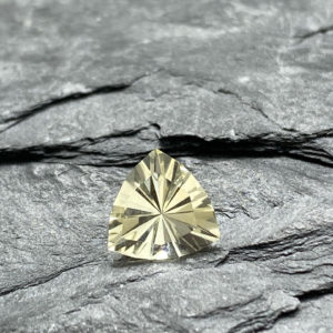 Citrine taillée trillion